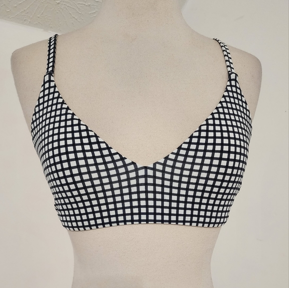 Roxy Beach Classics Reversible Fixed Triangle Bikini || High Leg Bottom - Picture 8 of 11